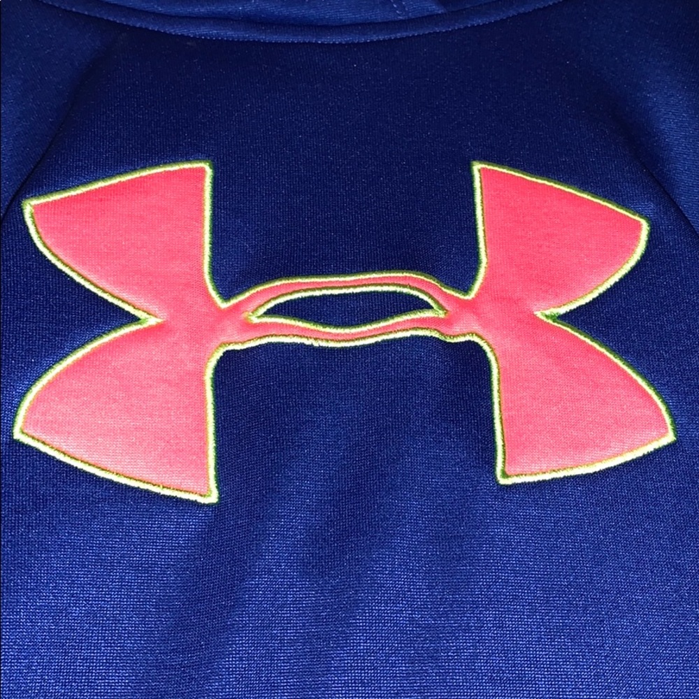 Girls Under Armour Hoddie